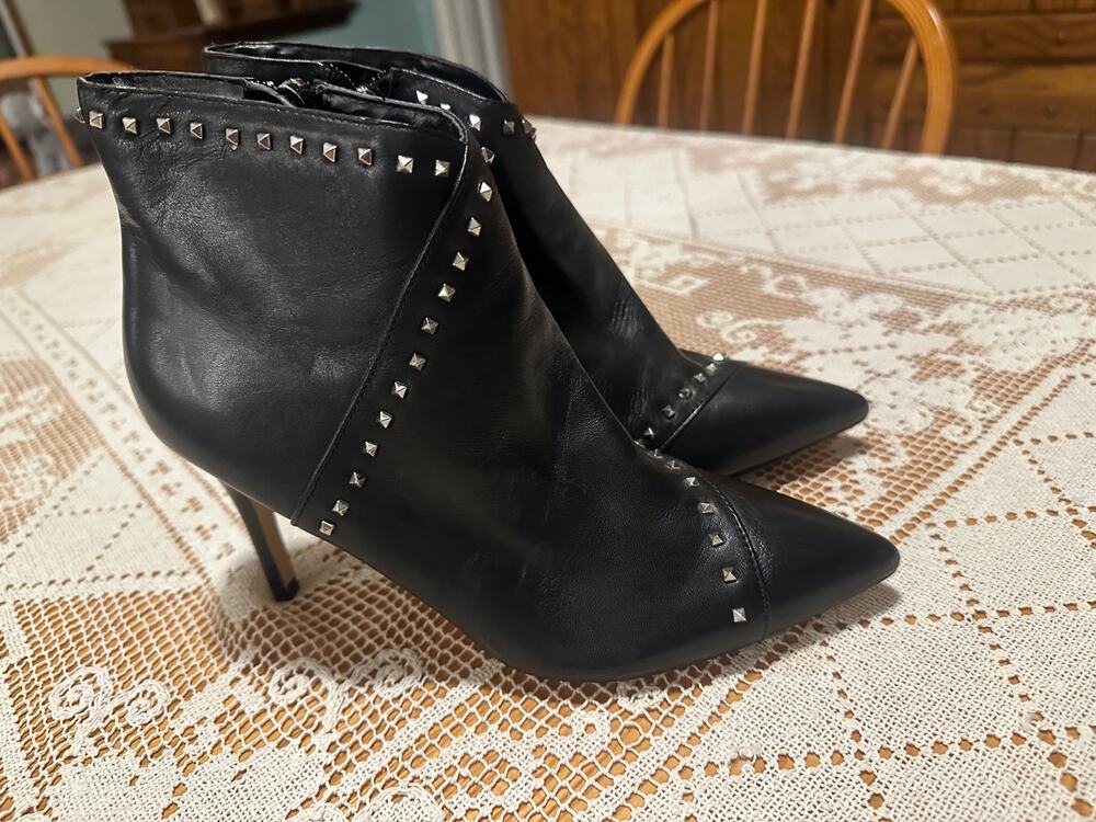 Marc Fisher Riva Black Leather Studded Pointed Toe Stiletto Ankle Booties 7M